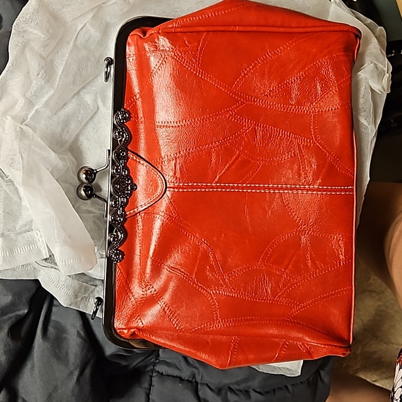 TODAY LAST CHANCE THIS PRICE NWOT Vintage kiss lock crossbody - Picture 5 of 7